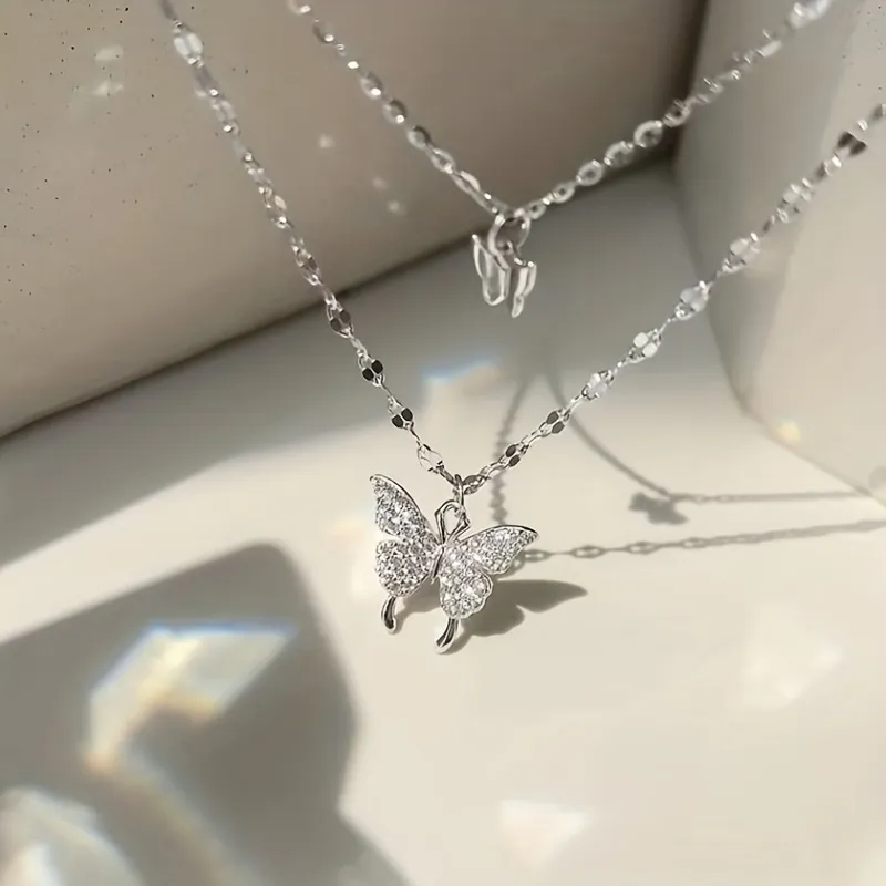 エレガントな蝶々ダブルレイヤーネックレス